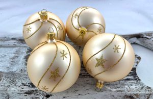 Vianočné gule 24/8757/8/4ks - champagne + vločky,hviezdičky