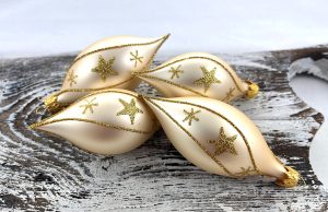 Vianočné olivy 34/986/8x4/4ks - champagne + vločky, hviezdičky