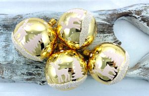 Vianočné gule 22/4550/8/4ks - zlaté + biely strom a jeleň