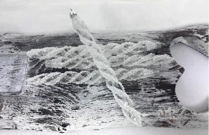 Biely cencúľ 909/2294/4ks s bielymi guličkami - vrták