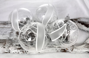 Vianočné gule 20/8545/10/4ks - číre s esákmi a špirálkami