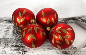 Vianočné gule 24/8804/8/4ks - tradičná, červené + zlaté listy