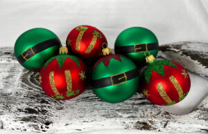 Vianočné gule 80/1869/7/6ks - tradičná, opasky+nohy