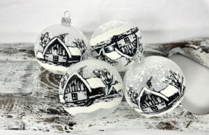 Christmas baubles 20/8472-5/8/4pcs - snowy cabin