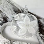 Darčeková gulička 20/8571/8/1ks - biely kvet